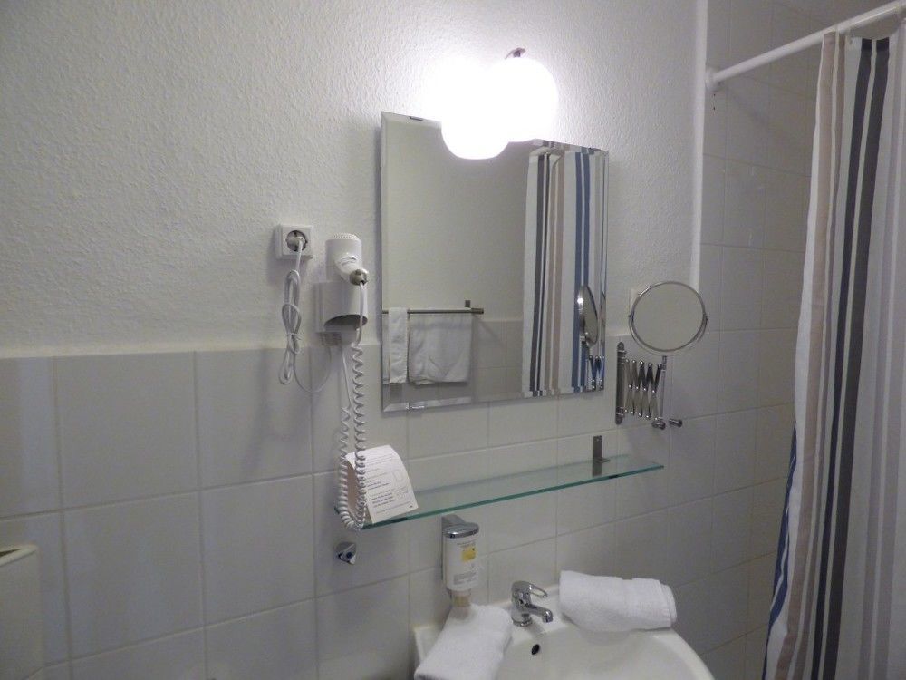 Hotel Art Inn Dinslaken Exteriér fotografie